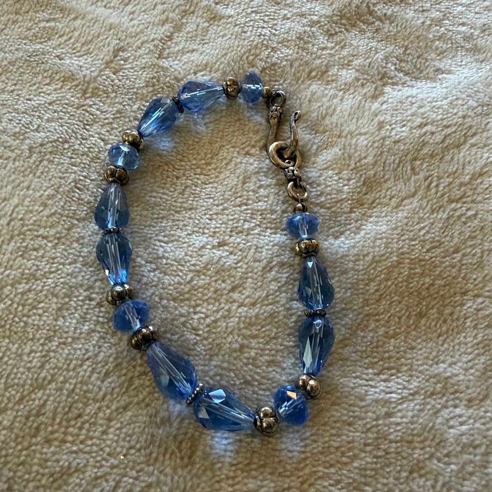 Faceted Blue Glass Bead Bracelet with Silver-Tone Accents - Women Jewelry